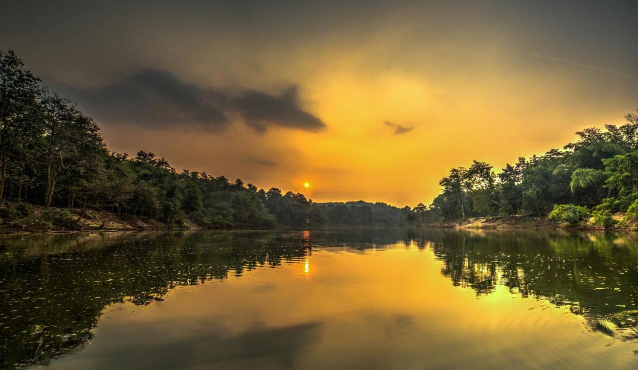 Quiet By The River- Cgh Earth Thodakayam 외부 사진